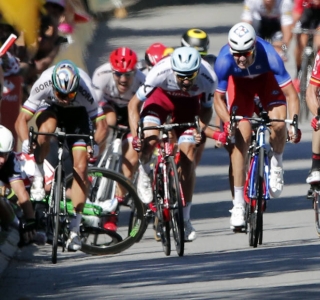 Colombiano vence 13.ª etapa da Volta da França; Roglic aumenta vantagem na ponta