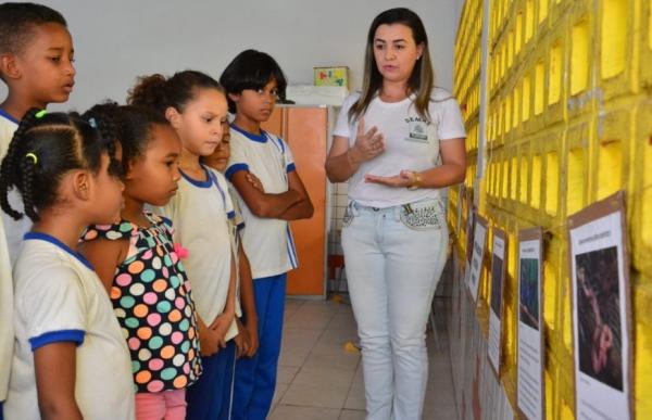 Alunos da Escola Naila Bucar participam de atividades sobre focos de queimadas e inc&ecirc;ndios.(Imagem:Secom)