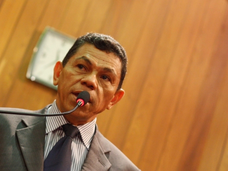 Deputado comemora aprovação do Plano Estadual de Educação