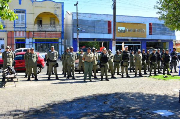 Vereadores participam oficialmente da abertura da Semana da P&aacute;tria em Floriano(Imagem:C&acirc;mara Municipal de Floriano )