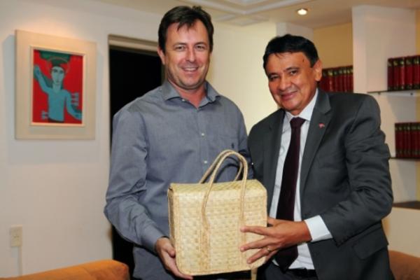 Wellington Dias e o secret&aacute;rio Nacional de Seguran&ccedil;a Alimentar e Nutricional, Arnoldo de Campos.(Imagem:Jorge Henrique Bastos)