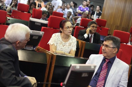 Deputados comunicam sobre inaugurações e obras