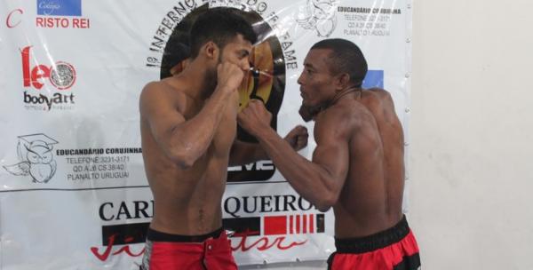 David Maraj&oacute; durante encarada com rival Michel Gomes.(Imagem:Josiel Martins)