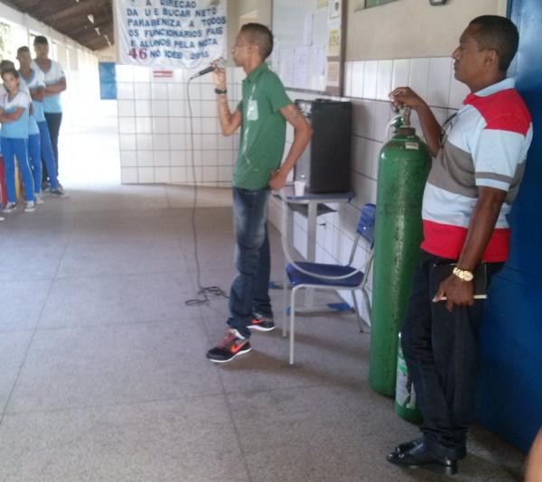 Ex-dependente qu&iacute;mico vai &agrave;s escolas dar testemunho sobre as drogas. (Imagem:Reprodu&ccedil;&atilde;o/Facebook)