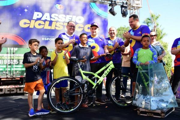 129 anos: Passeio ciclístico reúne cerca de 1.500 participantes nas comemorações do aniversário de Floriano(Imagem:Secom)