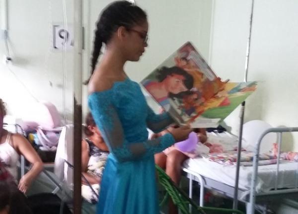 Estudantes realizam ação social no Hospital Tibério Nunes.(Imagem:Brígida Barbosa)