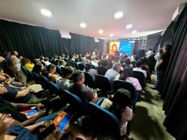 Prefeitura de Floriano em parceria com Associação Brincantes lança projetos educacionais voltados à rede municipal de ensino.(Imagem:Secom)