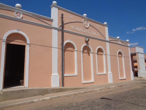 Deputado estadual Fábio Novo visitou as obras de reforma do Espaço Cultural Maria Bonita