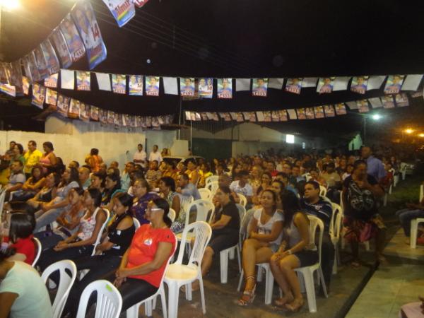 Coliga&ccedil;&atilde;o: Floriano Seguindo em Frente (Almir Reis e Karytha Freire)(Imagem:FlorianoNews)