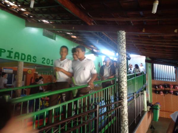 Escola Pequeno Pr&iacute;ncipe celebra Dia do Soldado em Floriano.(Imagem:FlorianoNews)