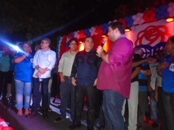 Em grande ato de filia&ccedil;&atilde;o, PDT lan&ccedil;a George Everson como pr&eacute;-candidato a prefeito de Floriano.(Imagem:FlorianoNews)