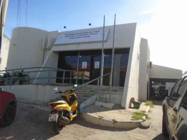 Polícia prende duas mulheres envolvidas em assaltos em Floriano