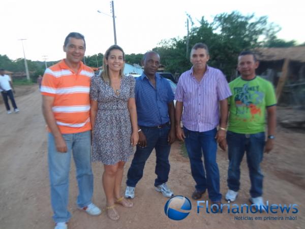 Inaugurado chafariz p&uacute;blico na zona rural de Bar&atilde;o de Graja&uacute;.(Imagem:FlorianoNews)