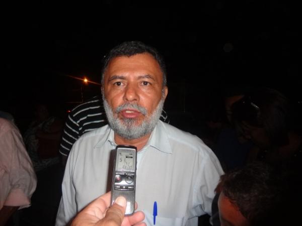 Manifestantes do Movimento Sem Teto se reúnem com Promotoria