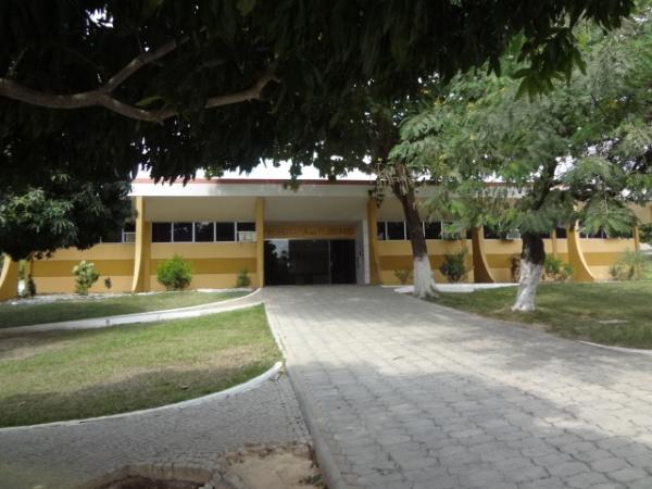 Prefeitura de Floriano tem contas bloqueadas pelo TCE