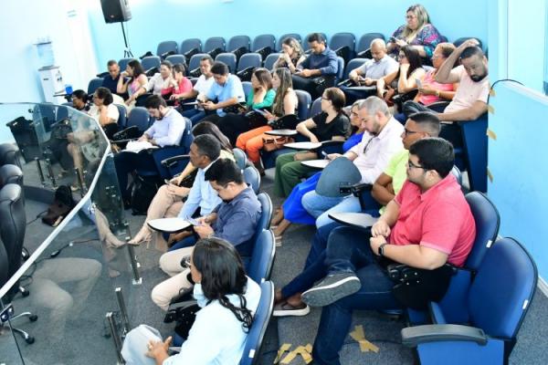 Transparência: Prefeitura de Floriano apresenta Relatório Anual de Gestão 2025.(Imagem:Secom)
