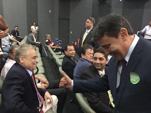 Robert Rios cumprimenta Wellington Dias e propõe diálogo com oposição