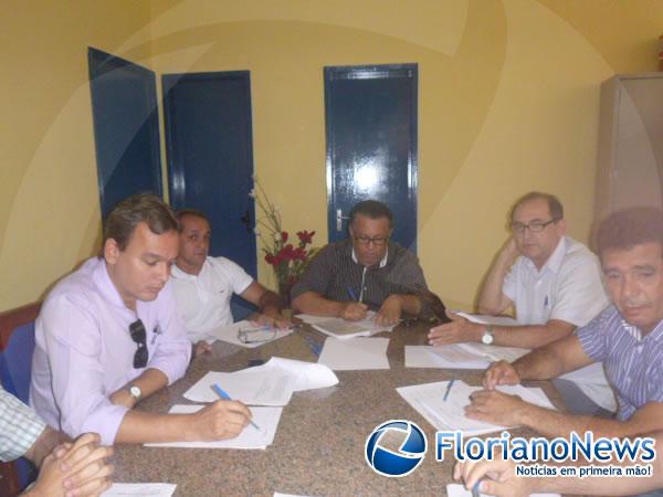 Câmara define composição das Comissões Permanentes para o biênio 2015/2016.(Imagem:FlorianoNews)