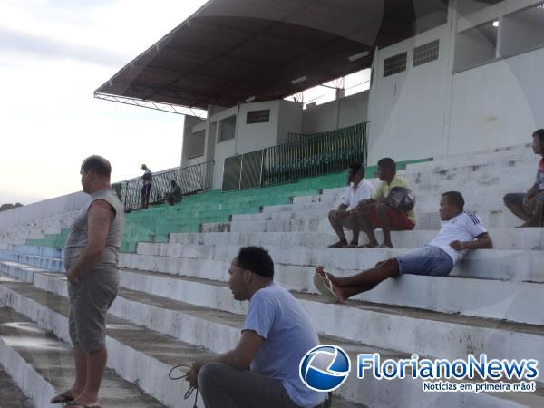 Flamengo-PI treina no Estádio Tiberão para enfrentar Atlético-GO.(Imagem:FlorianoNews)