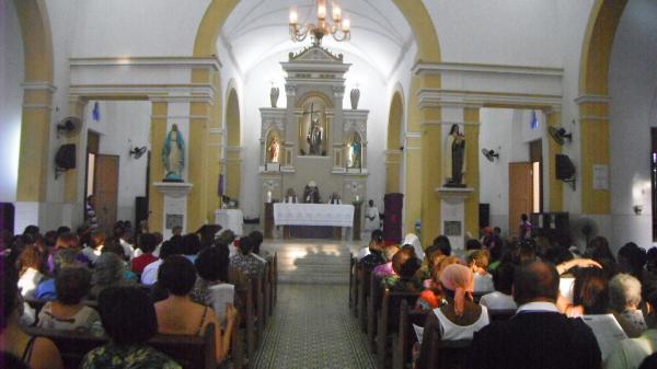 Igrejas celebram missa das cinzas em Floriano