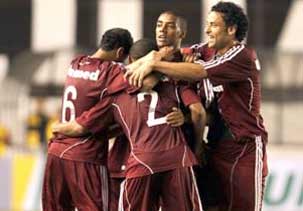Fluminense pesca o Peixe e assume a vice-liderança