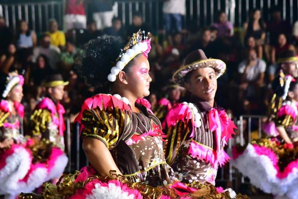 Vereadores de Floriano prestigiam abertura de Festival Regional da Tradição Junina Nacional(Imagem:CMF)