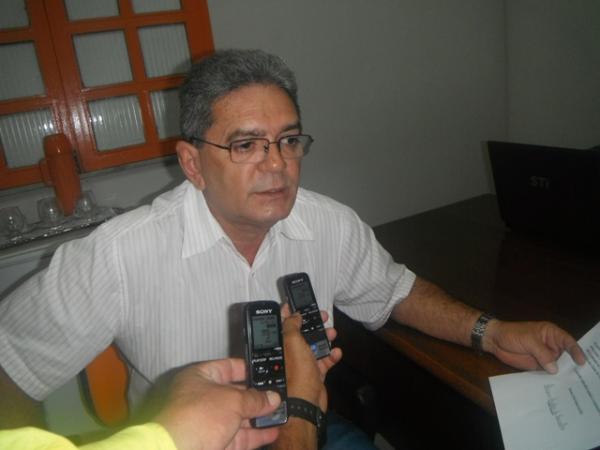 Festa em comemoração ao Dia do Professor foi adiada em Floriano