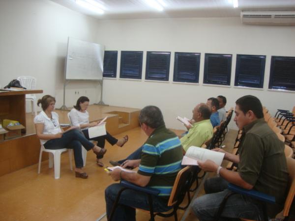 REUNIAO DO INCRA(Imagem:REDA&Ccedil;AO)