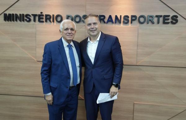 Governador em exerc&iacute;cio tratou sobre hospital universit&aacute;rio em Parna&iacute;ba, amplia&ccedil;&atilde;o de IFPIs e ainda tratou sobre conclus&atilde;o de rodovias.(Imagem:Divulga&ccedil;&atilde;o)