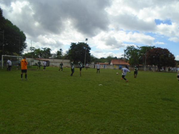 Picos derrota Floriano no 1&ordm; Torneio de Futebol Society da Subse&ccedil;&atilde;o da OAB.(Imagem:FlorianoNews)