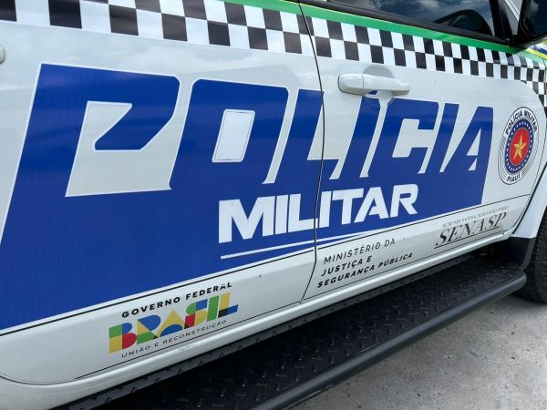 Criança de 3 anos é encontrada sozinha e sem roupas em cruzamento de Teresina