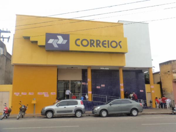 Greve atrasa entrega de 200 mil correspondências em Floriano