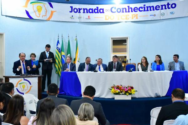 Câmara Municipal de Floriano sedia