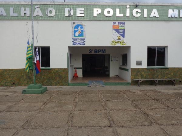 Homem é detido com droga dentro de aparelho celular em Floriano