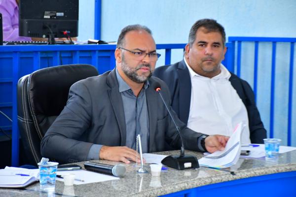 Câmara Municipal de Floriano discute a regulação de pacientes em audiência pública.(Imagem:CMF)