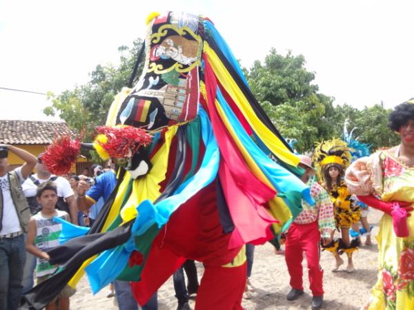 Roseana Sarney &eacute; recebida com festa em Bar&atilde;o de Graja&uacute;.(Imagem:FlorianoNews)