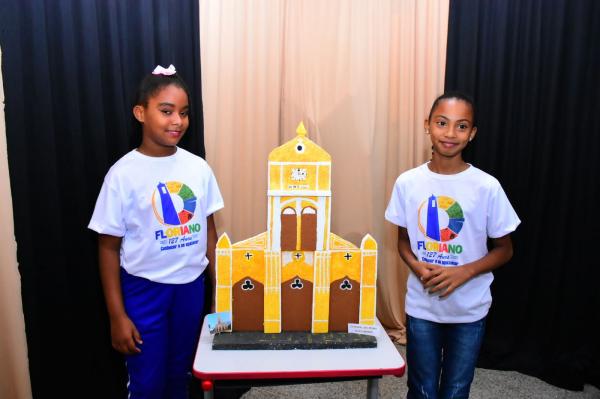 Vereadores de Floriano participam do lançamento do projeto