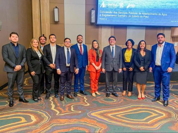 Governador apresenta projeto de concess&atilde;o dos servi&ccedil;os de &aacute;gua e esgoto a empres&aacute;rios e investidores em S&atilde;o Paulo.(Imagem:Divulga&ccedil;&atilde;o)