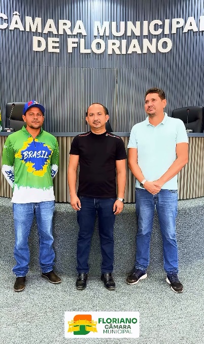 Câmara de Floriano recebe comitiva de Paes Landim para troca de experiência e diálogo intermunicipal