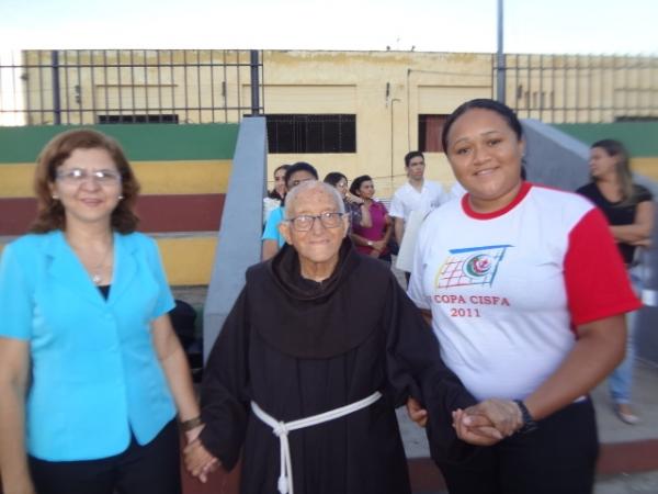 Frei Ant&ocirc;nio celebra 69 anos de ordena&ccedil;&atilde;o sacerdotal. (Imagem:FlorianoNews)