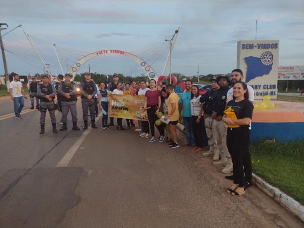 Blitz educativa em Bar&atilde;o de Graja&uacute; conscientiza sobre os perigos no tr&acirc;nsito em alus&atilde;o ao Maio Amarelo(Imagem:FlorianoNews)