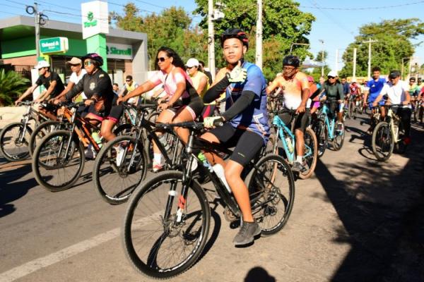 129 anos: Passeio ciclístico reúne cerca de 1.500 participantes nas comemorações do aniversário de Floriano(Imagem:Secom)