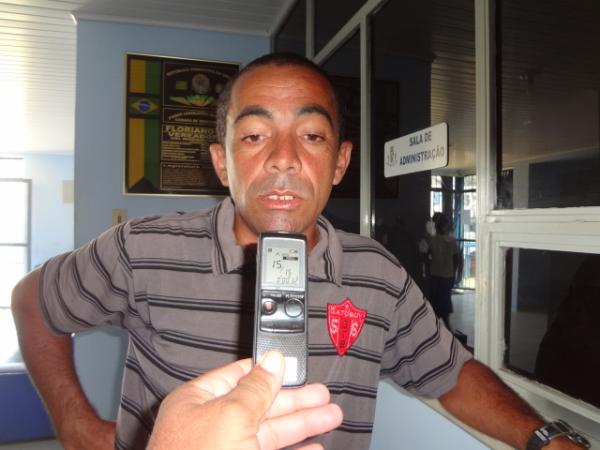 Lixo: morador denuncia falta de conscientização de vizinhos