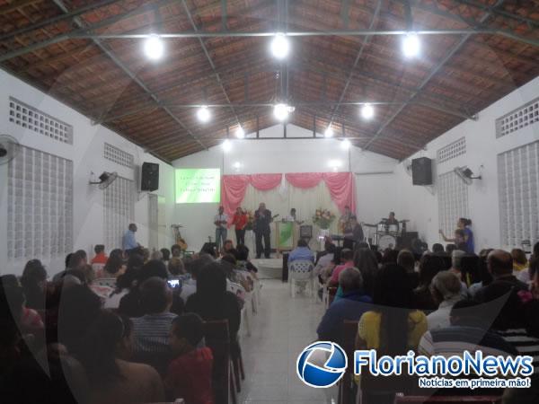  Igrejas evang&eacute;licas comemoraram o Dia do Pastor em Floriano.(Imagem:FlorianoNews)