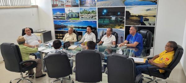 SICOMFLOR apresenta ao prefeito de Floriano o projeto da IV Convenção Empresarial