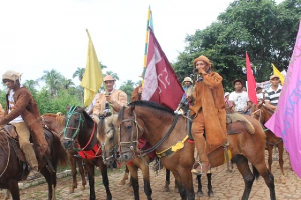 Dia do Vaqueiro &eacute; prestigiado por centenas de pessoas em Landri Sales.(Imagem:Portalodia.com)