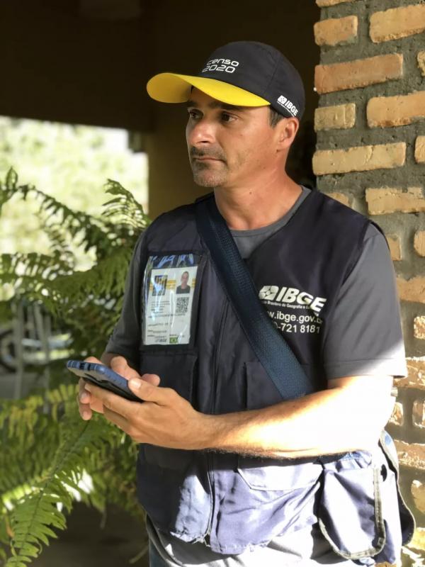 Recenseador do IBGE salva bebê de engasgo durante pesquisa no Norte do Piauí