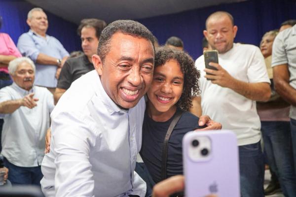 Com Joel nos braços do povo e Ciro ovacionado, multidão recebe pré-candidatos na zona Norte(Imagem:Ascom)