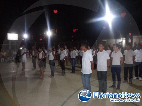 Escolas municipais realizaram festa do Dia das M&atilde;es na localidade Amolar.(Imagem:FlorianoNews)
