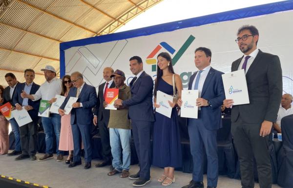Governo do Piauí entrega 3 mil mudas frutíferas e nativas em Santa Filomena(Imagem:Reprodução)